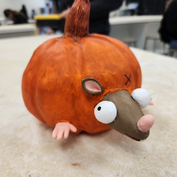 Meet your Posher, Simone - Picture 1 of 1